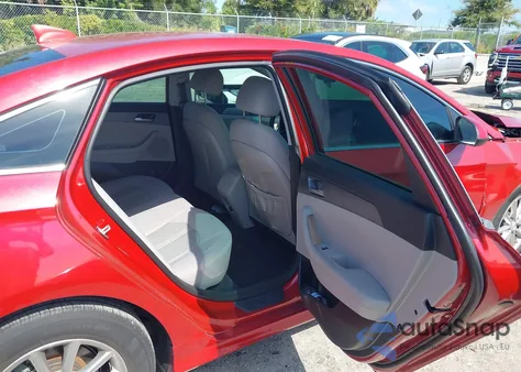 2018 Hyundai Sonata Se из США, поврежденный, VIN 5NPE24AF1JH623089